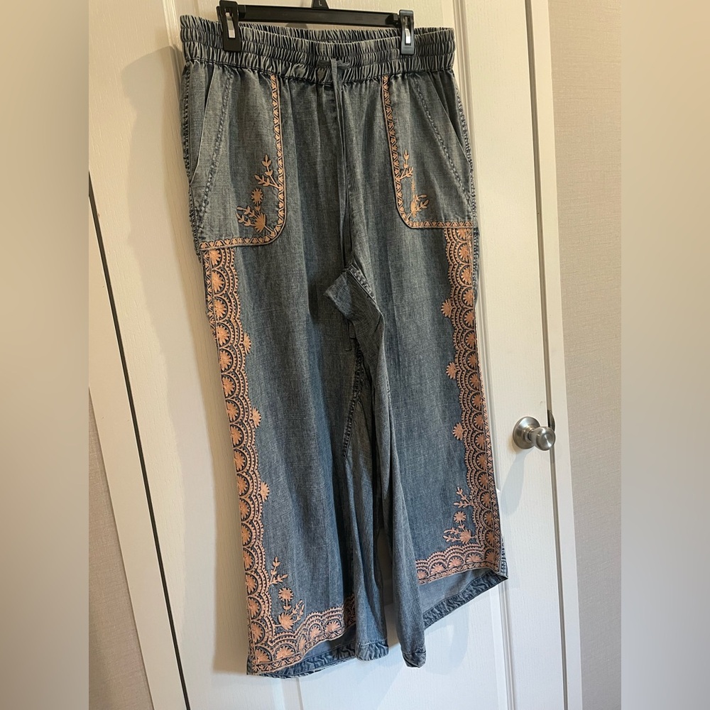 Embroidered pink ivy jane pants